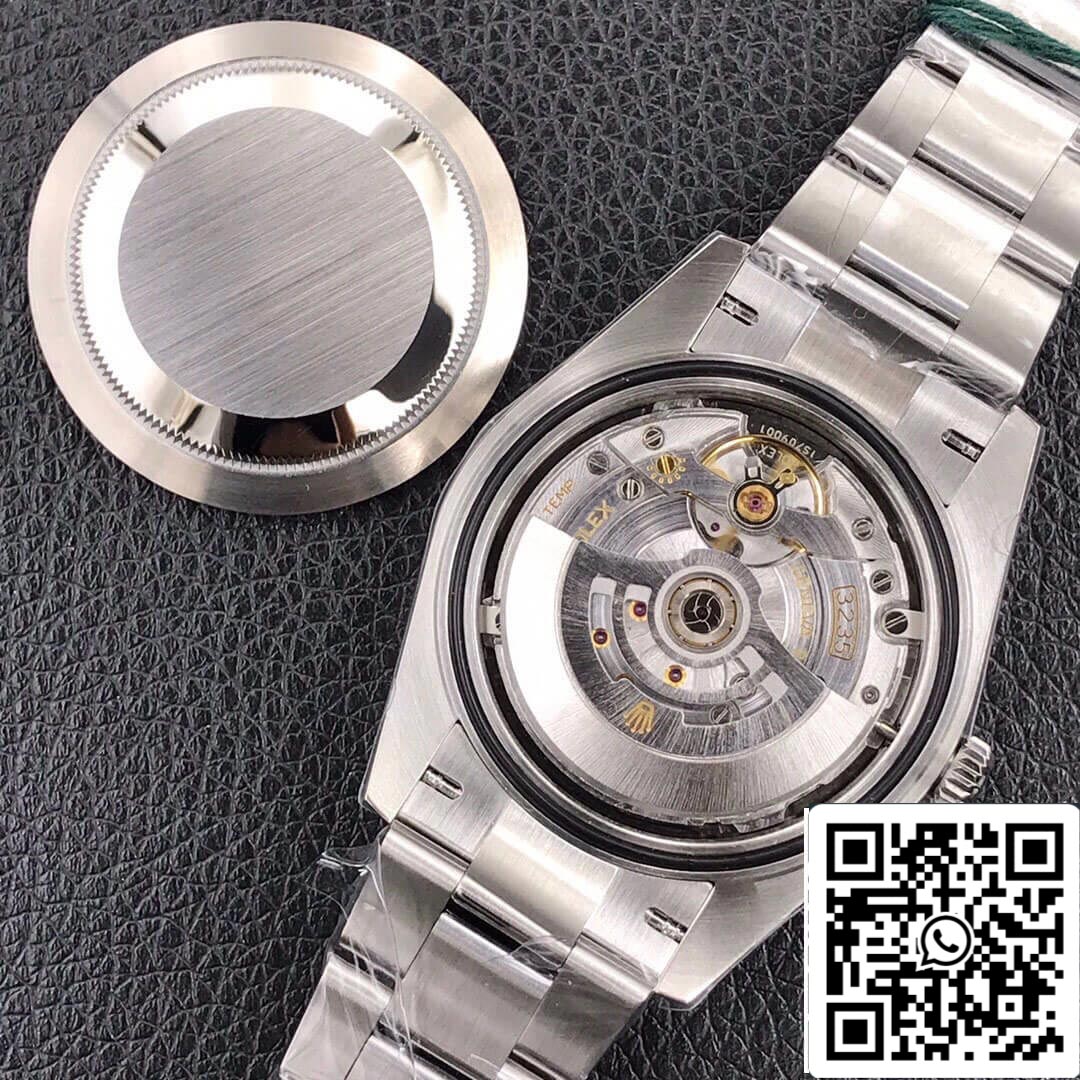 Rolex Datejust M126334-0001 41mm Oyster cinturino VS Fabbrica quadrante blu