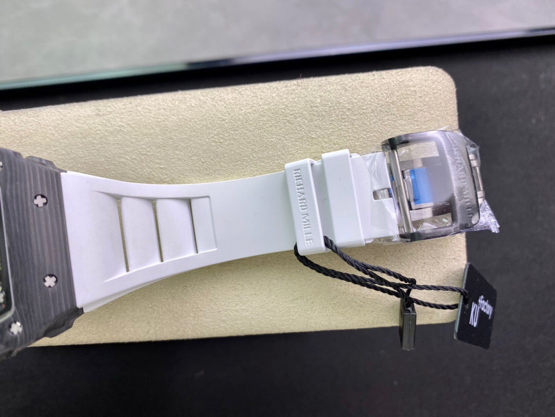 Richard Mille RM035-02 1:1 Best Edition KU Fabbrica Carbon Fiber White cinturino
