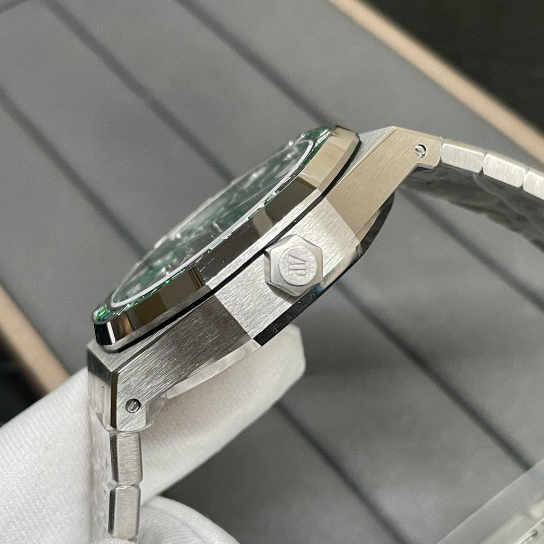 Audemars Piguet Royal Oak Tourbillon 26532IC.EE.1220TI.01 1:1 Best Edition R8 Fabbrica Green Dial