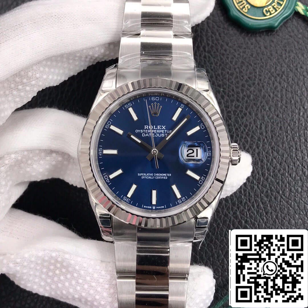 Rolex Datejust M126334-0001 41mm Oyster cinturino VS Fabbrica quadrante blu