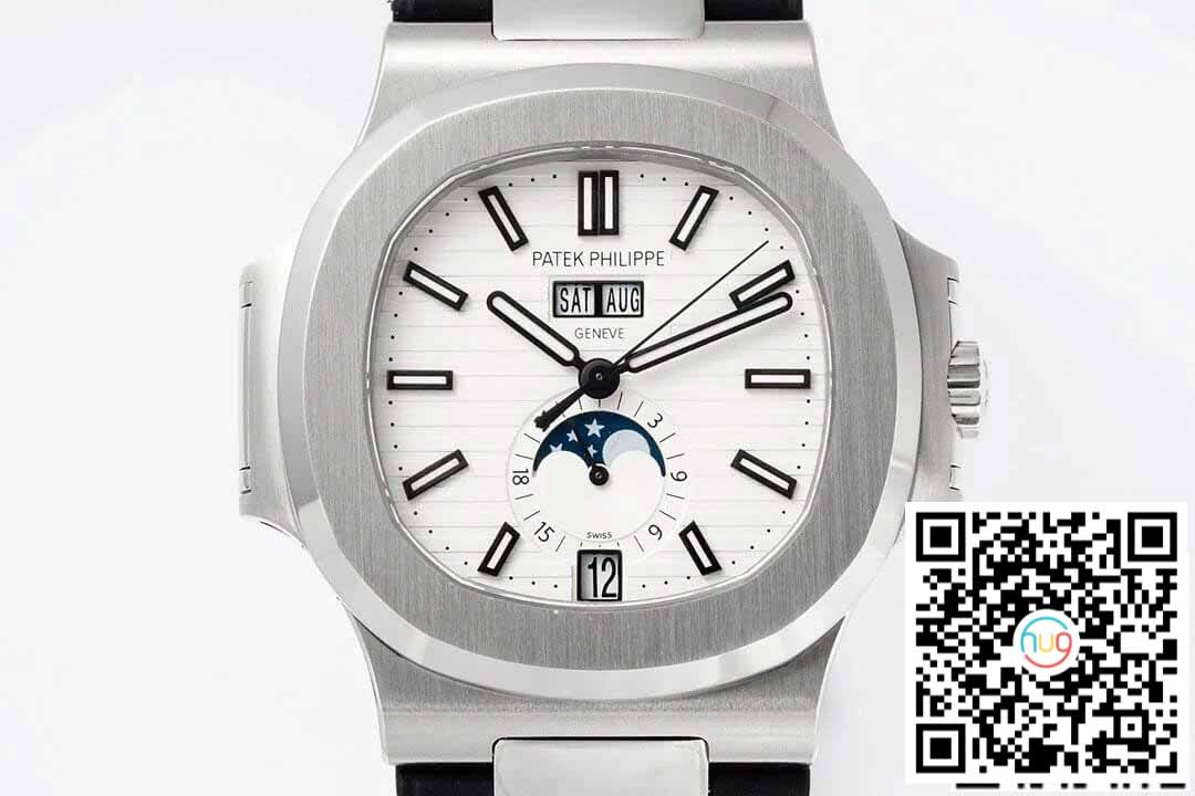 Patek Philippe Nautilus 5726/1A-010 1:1 Best Edition PPF Fabbrica Black Rubber cinturino