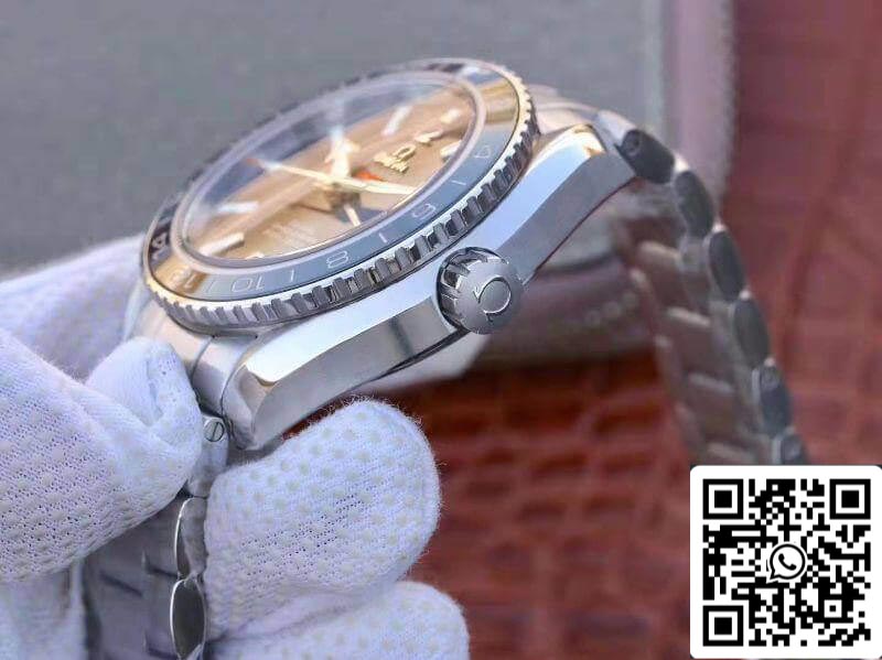Omega Seamaster Planet Ocean 232.90.44.22.03.001 VS Fabbrica