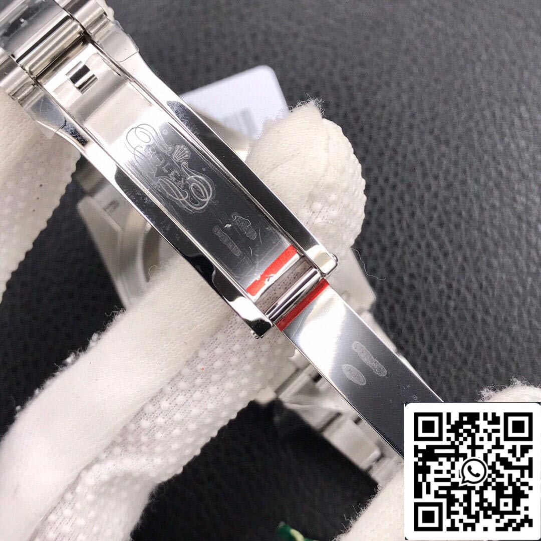 Rolex Datejust M126334-0001 41mm Oyster cinturino VS Fabbrica quadrante blu