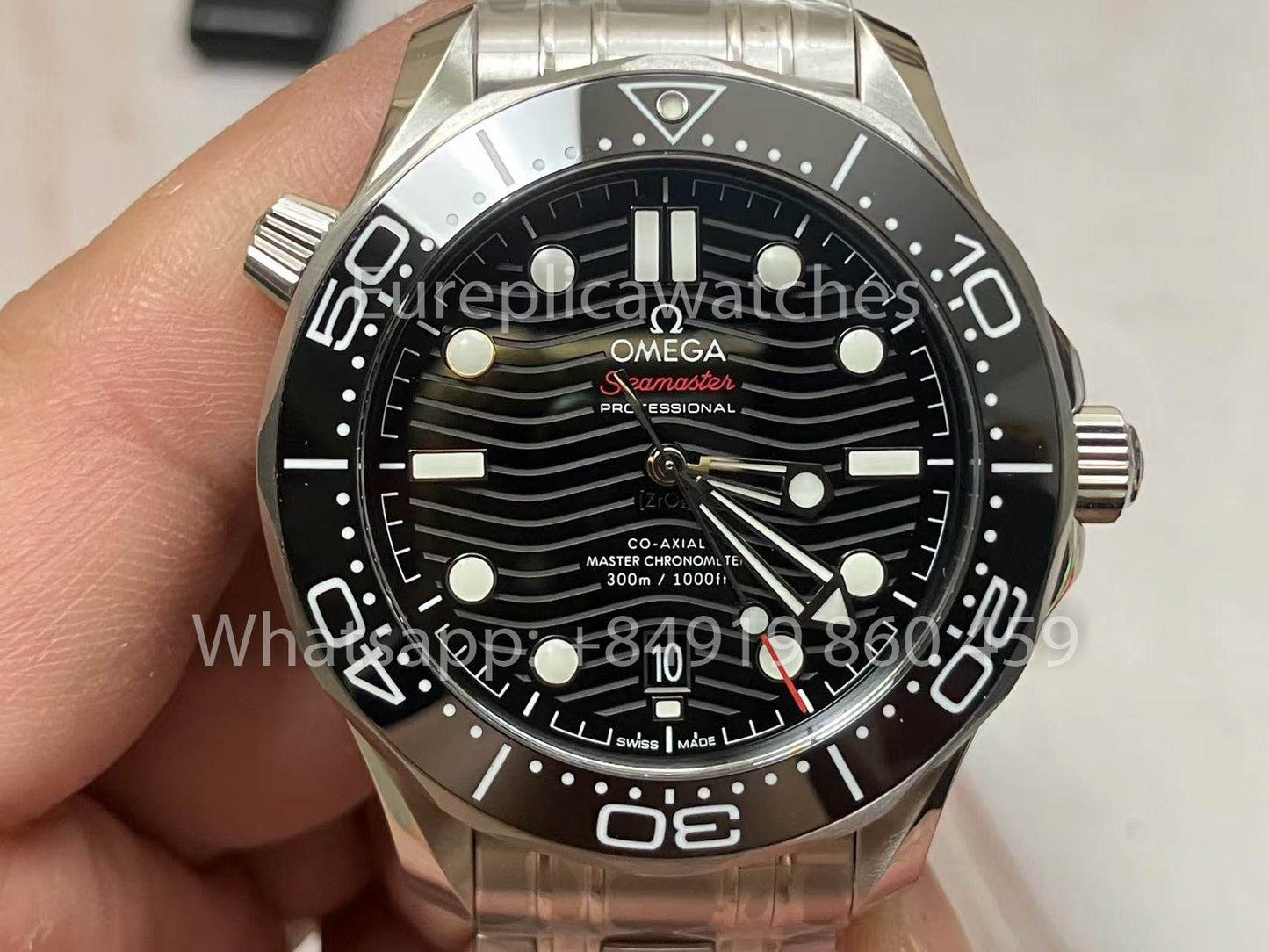 réplica Omega Seamaster Diver 300M 210.30.42.20.01.001 VS Fabbrica versione migliore 1:1 V4 quadrante nero