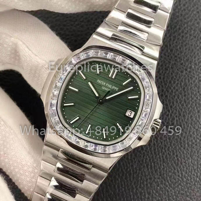 Patek Philippe Nautilus 5711 Olive Verde with T-Cut Diamonds 1:1 Best Clone 3K Fabbrica Newest Versione