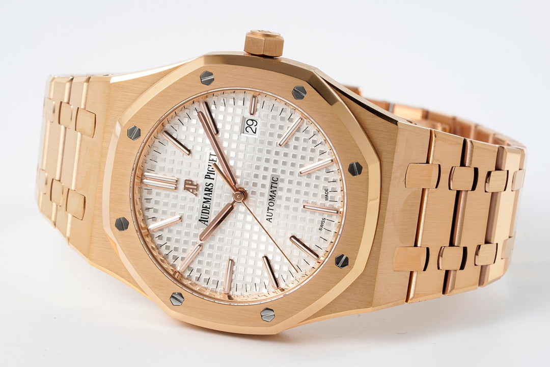 Audemars Piguet Royal Oak 15400ST 1:1 Best Edition ZF Fabbrica White Dial Rose Gold