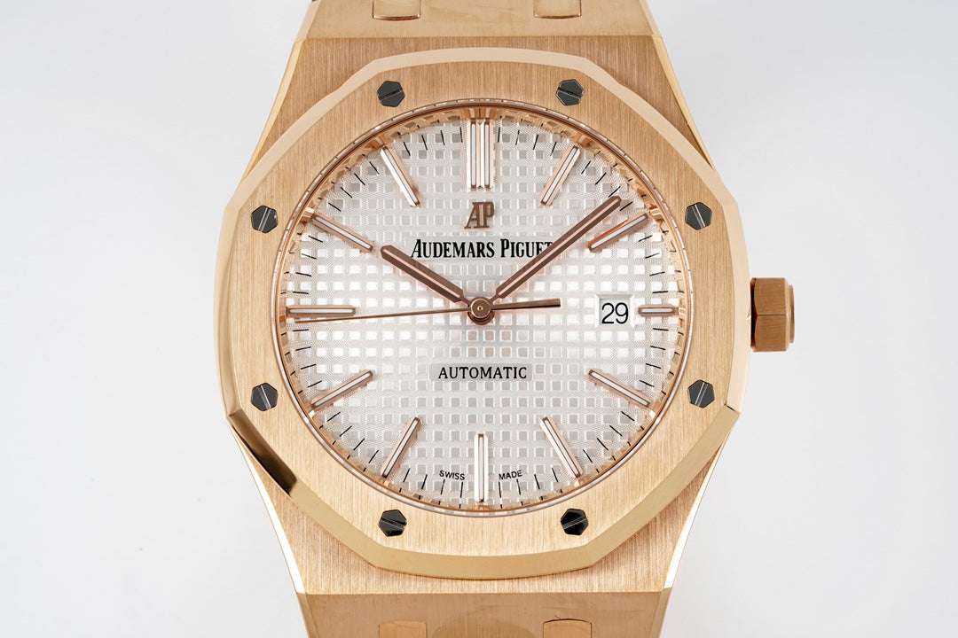 Audemars Piguet Royal Oak 15400ST 1:1 Best Edition ZF Fabbrica White Dial Rose Gold