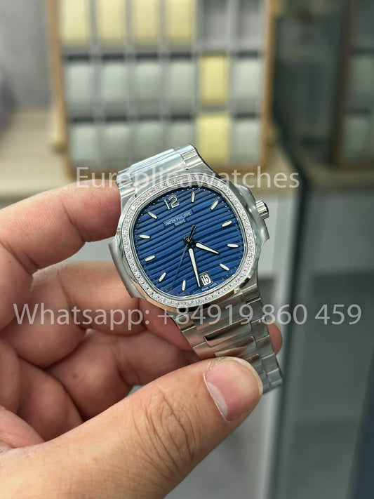 Patek Philippe Nautilus Ladies 7118/1200A from 3K Fabbrica acciaio inossidabile 2025 Versione