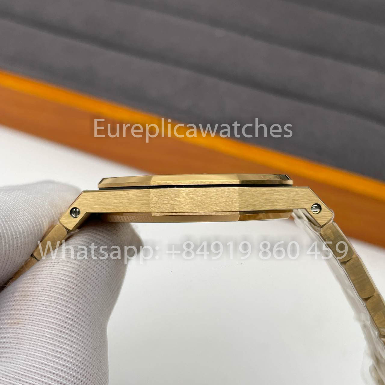 Audemars Piguet Royal Oak Quartz 33MM 67651BA.ZZ.1261BA.02 1:1 Best Edition ZF Fabbrica Blue Dial