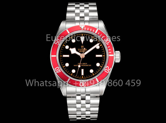 Tudor Monocromo Nero Bay 1:1 Mejor Clon GR Fabbrica Red lunetta