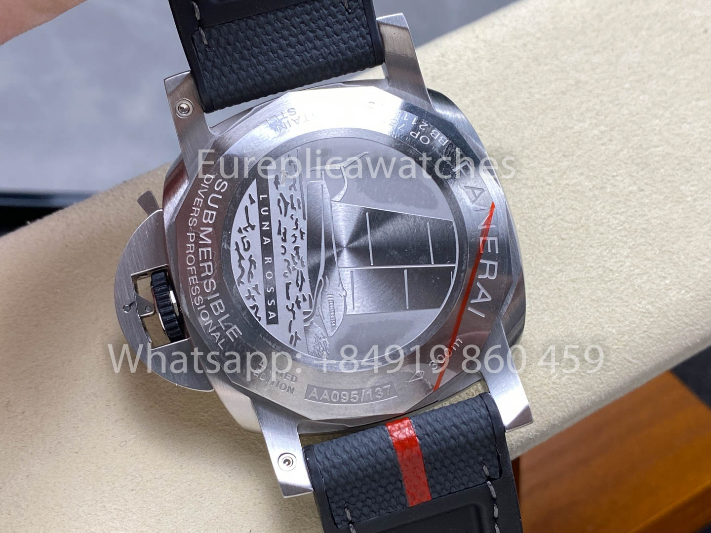 Panerai Submersible QuarantaQuattro Luna Rossa PAM1681 1:1 Best Clone VS Fabbrica