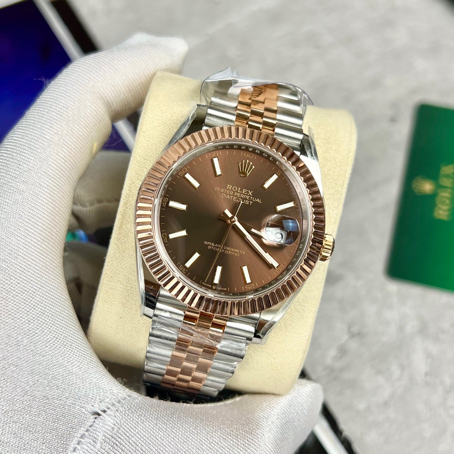 Rolex Datejust 41 Automatic Rosa Oro & Acciaio Watch 126331