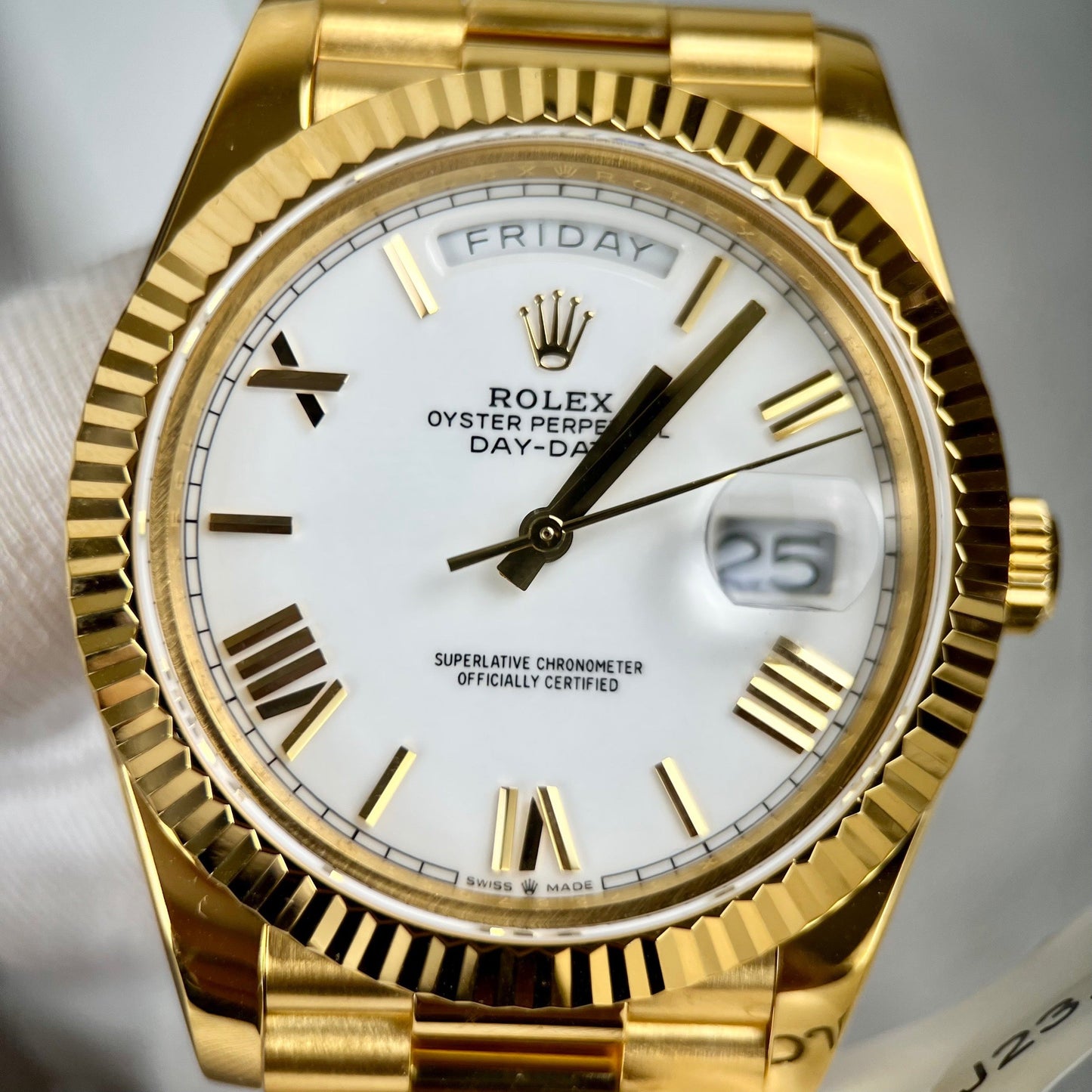Rolex Day-Date 40 228238-0042 wrapped 18k Oro With a peso of 150 grams