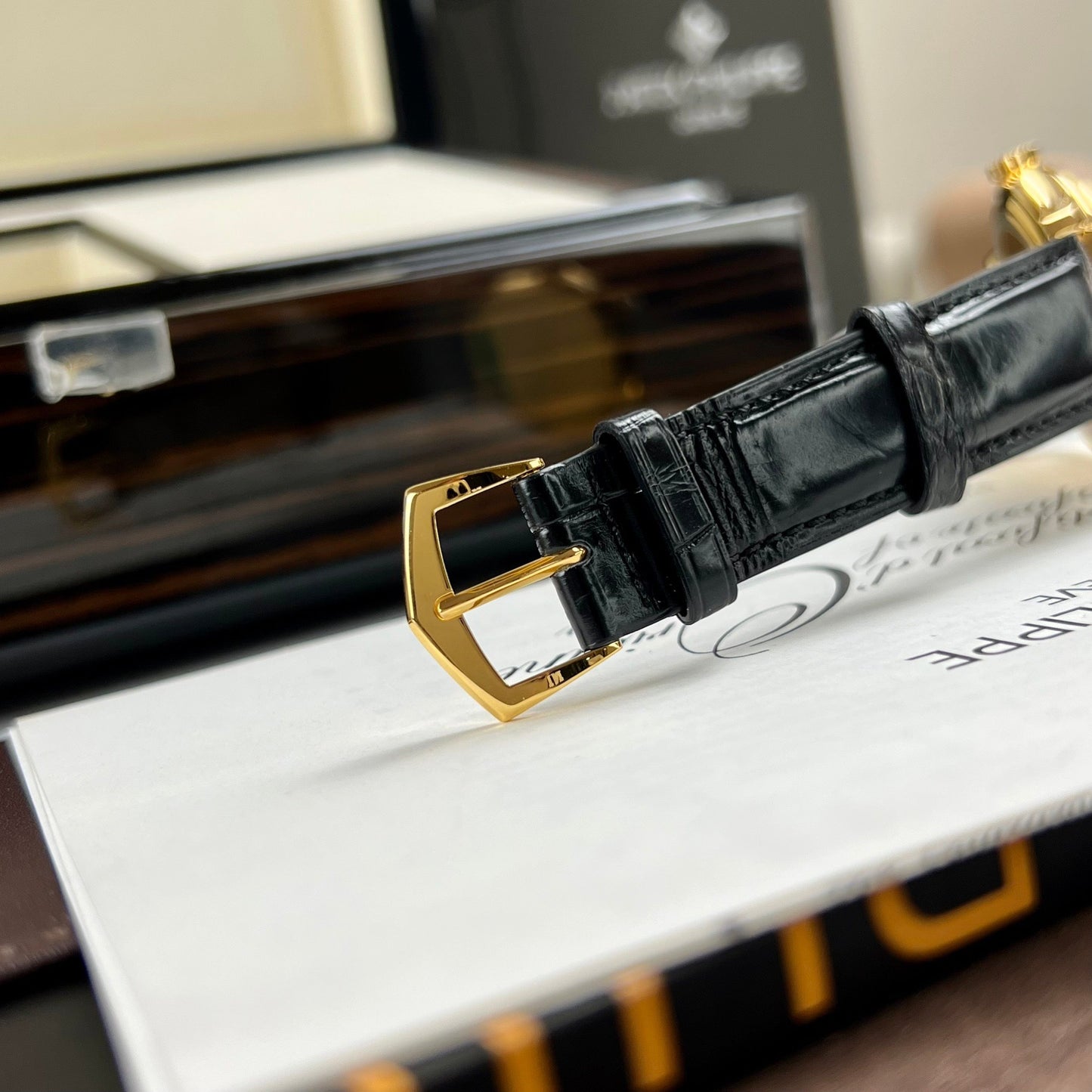 Patek Philippe Calatrava 5227J-001 coated 18k yellow Oro 3K Fabbrica