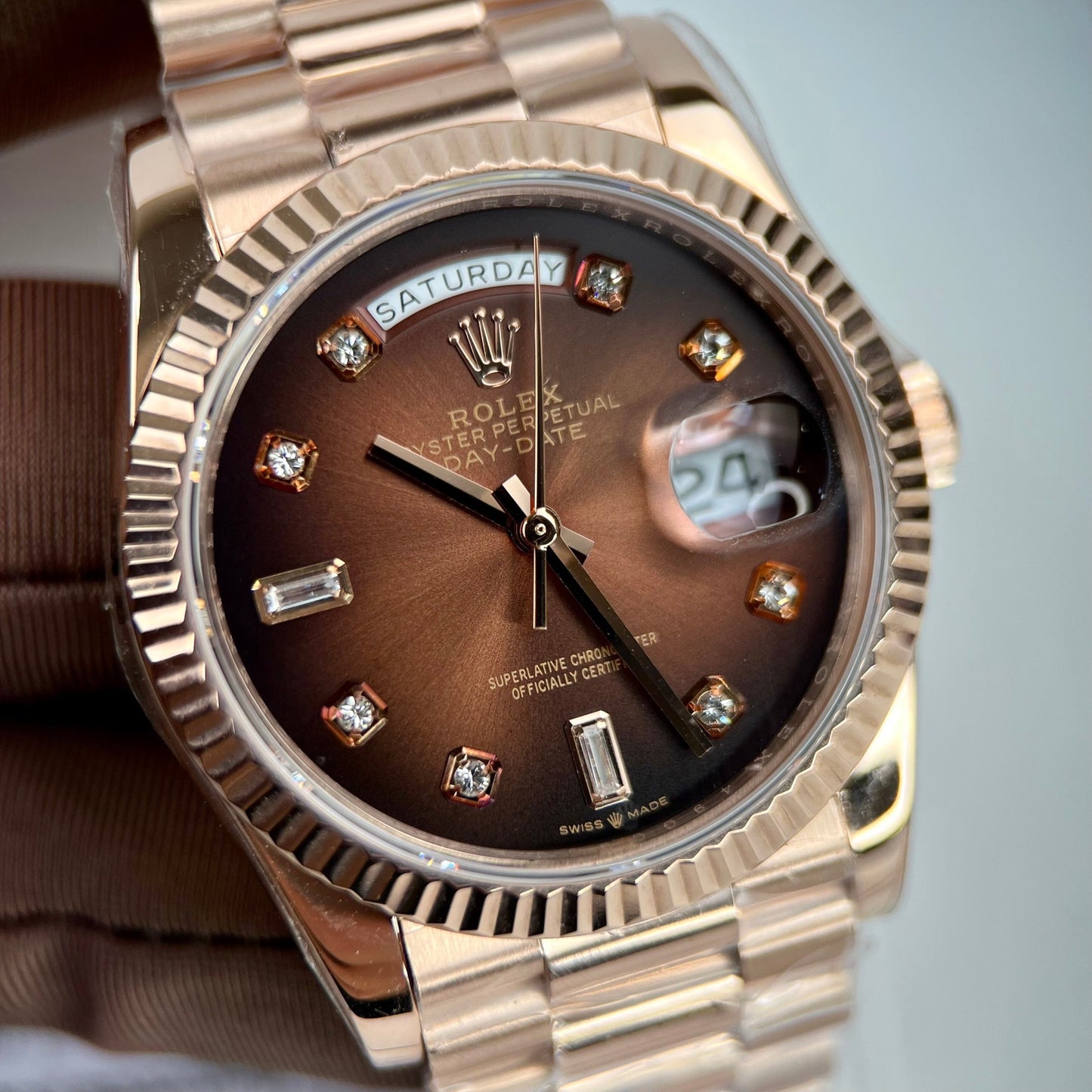 Rolex Day-Date 36 128235-0037 36mm 18k Rosa Oro coated