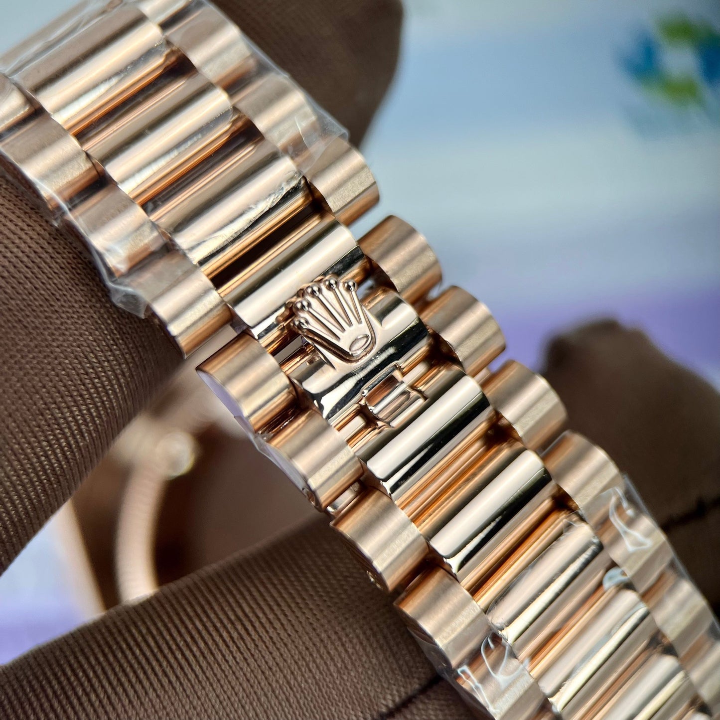 Rolex Day-Date 36 128235-0037 36mm 18k Rosa Oro coated