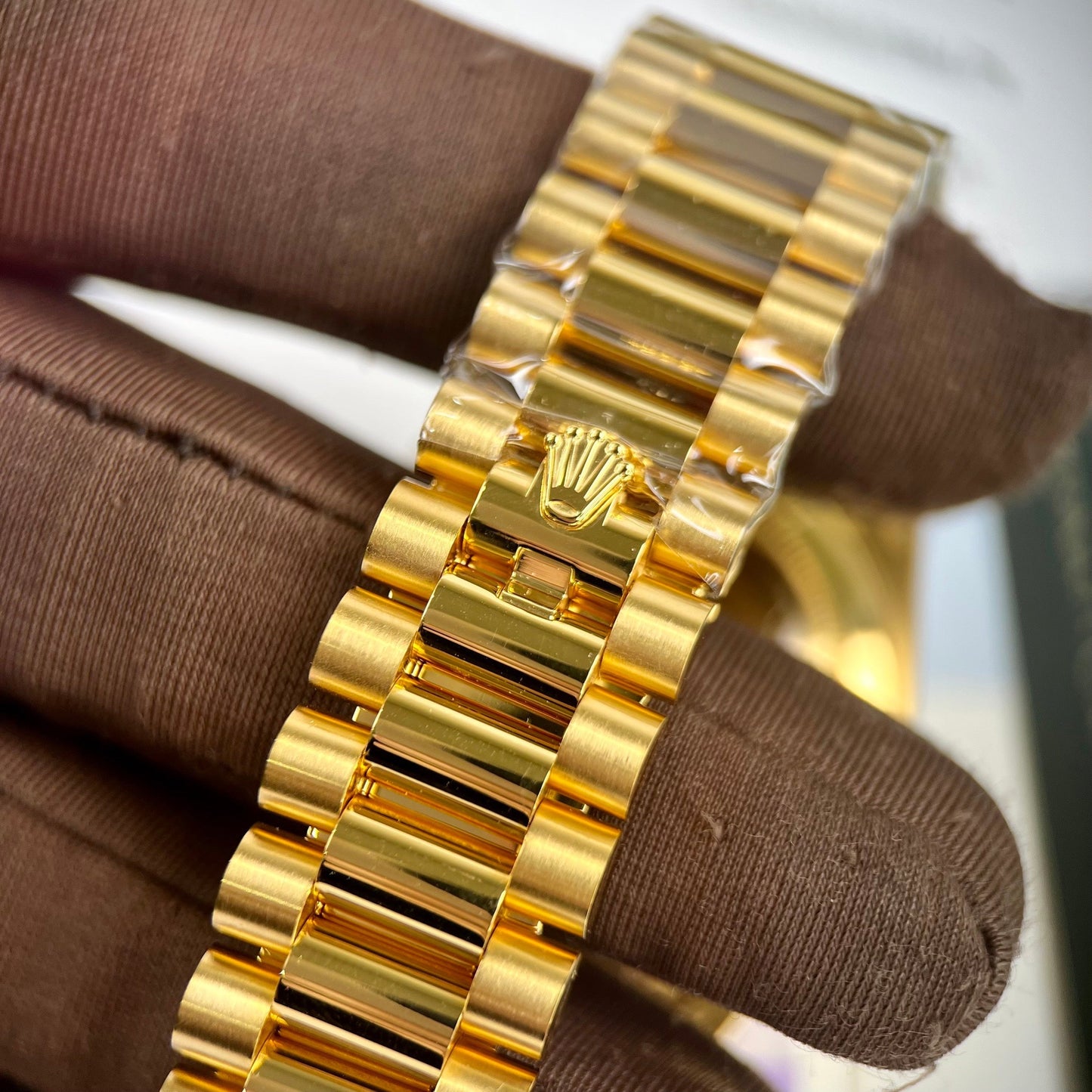 Rolex DayDate 40mm 228238 coated 18k Yellow Oro President quadrante verde 130 gram