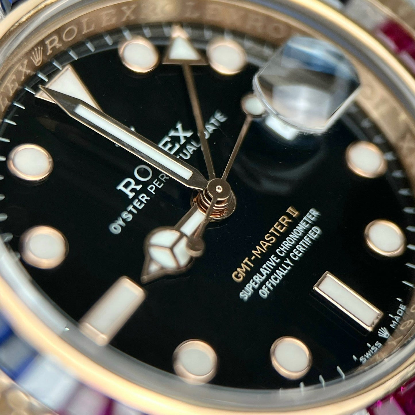 Rolex GMT-Master II 126755 Rainbow lunetta Best 1:1 Edizione with Ruby Stone and 18k wrapped