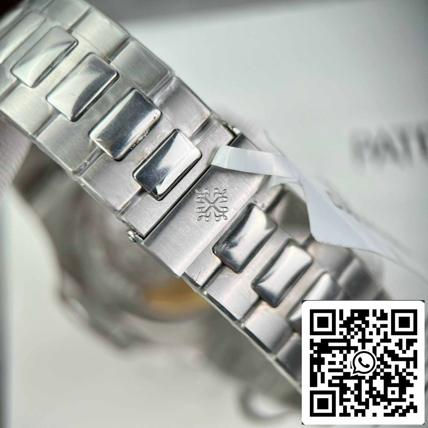 Patek Philippe Nautilus 5711/1A-011 Best 1:1 Edition PPF Fabbrica custom Diamonds Moissanite