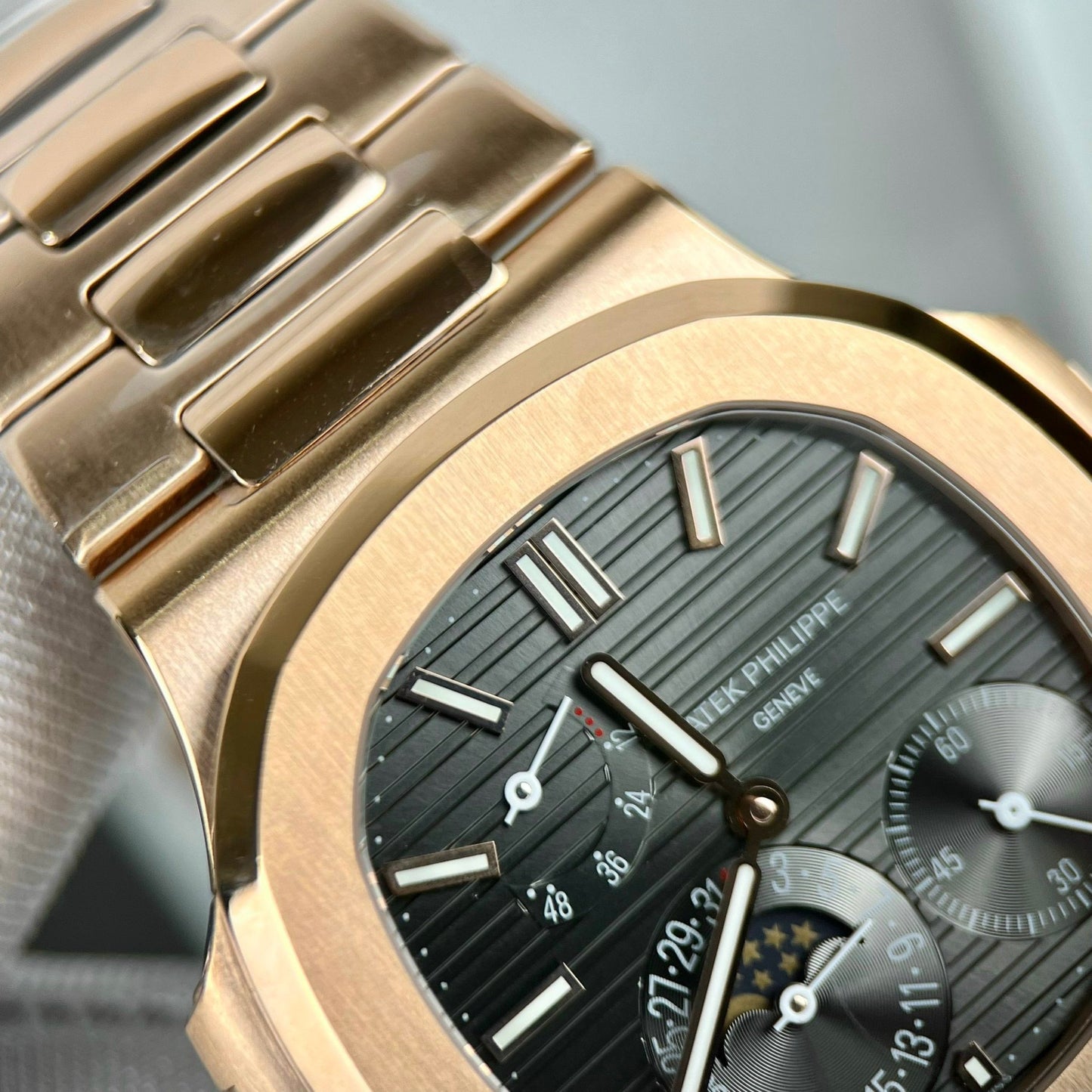 Patek Philippe Nautilus 5712/1R-001 1:1 edizione migliore GR Fabbrica Grigio quadrante Rosa Oro