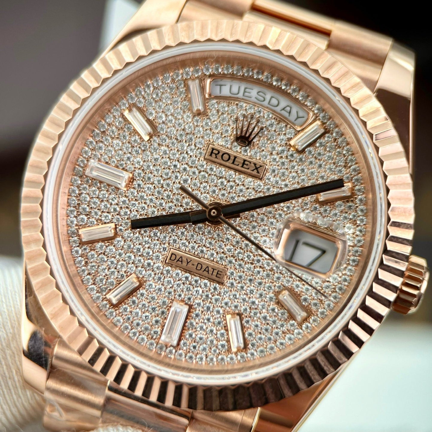 Rolex Day Date m228235-0036 custom 18k Everose Oro 1:1 edizione migliore GM Fabbrica Moissanite quadrante