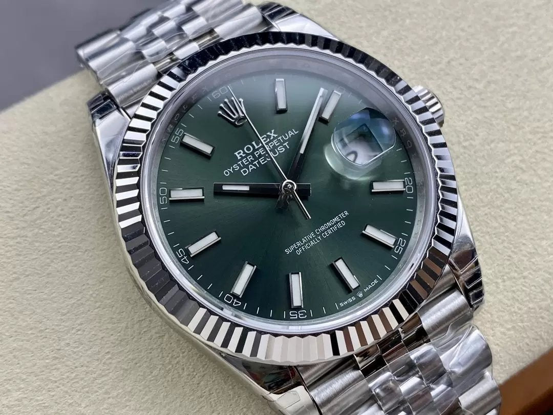 Rolex Datejust M126334-0028 41mm Oyster cinturino VS Fabbrica quadrante verde Jubilee cinturino