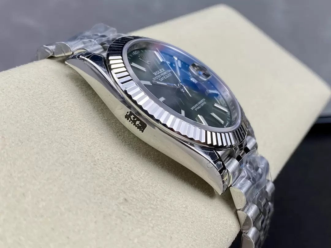 Rolex Datejust M126334-0028 41mm Oyster cinturino VS Fabbrica quadrante verde Jubilee cinturino