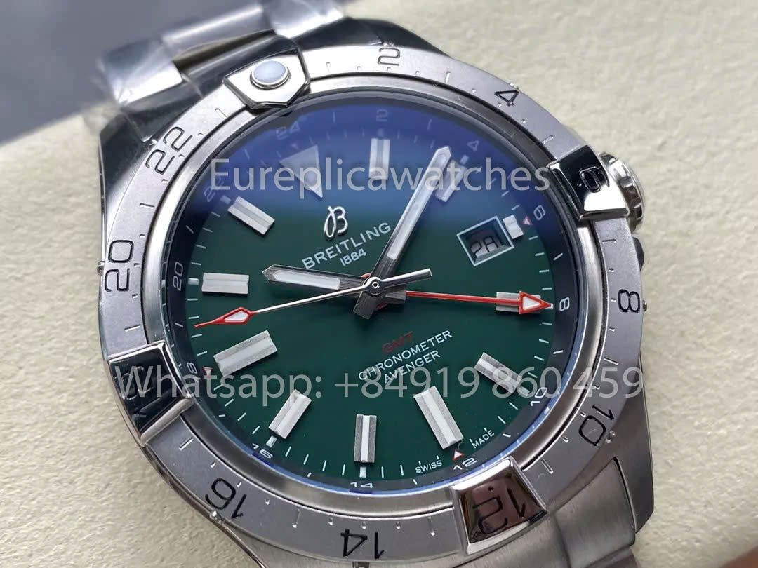 Breitling Avenger Automatic GMT 44 BLS Fabbrica 1:1 Best Clone quadrante verde acciaio inossidabile cinturino