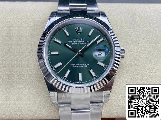 Rolex Datejust M126334-0028 41mm Oyster cinturino VS Fabbrica quadrante verde