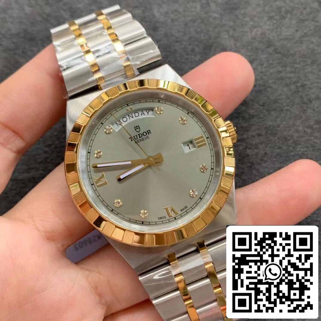 replica Tudor Royal M28603-0002 day date V7 Fabbrica Grey Dial