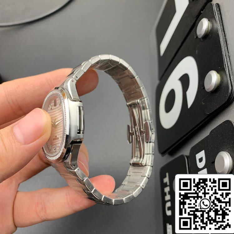Patek Philippe Nautilus 7118/1200A-010 1:1 edición mejorada 3K Fabbrica quadrante bianco