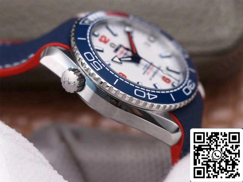 Omega Seamaster Planet Ocean 36th America's Cup edizione limitata 1:1 edizione migliore VS Fabbrica quadrante bianco Swiss ETA8900