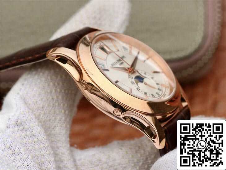 Patek Philippe Complications 5205R-001 1:1 Best Edition KM Fabbrica Milky White Dial