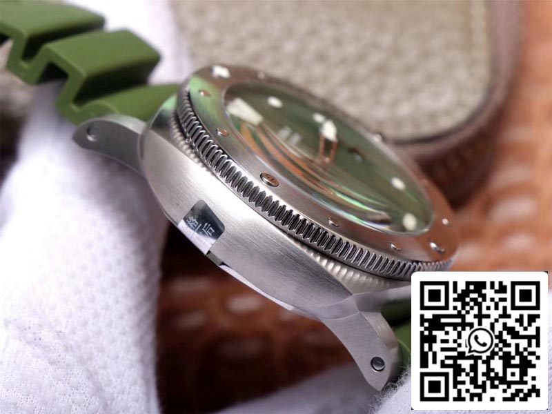 Panerai Submersible PAM01055 1:1 edizione migliore VS Fabbrica quadrante verde Swiss P9000
