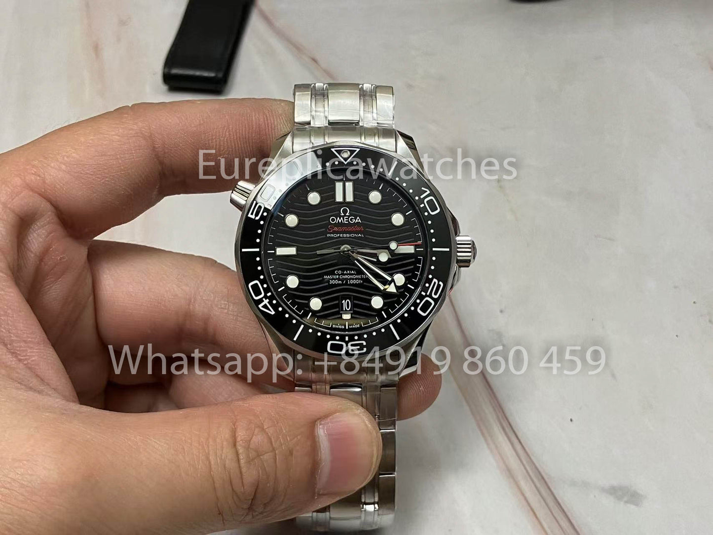 réplica Omega Seamaster Diver 300M 210.30.42.20.01.001 VS Fabbrica versione migliore 1:1 V4 quadrante nero