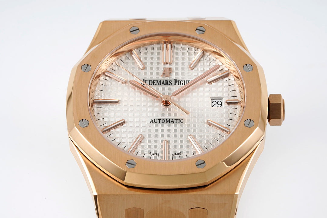 Audemars Piguet Royal Oak 15400ST 1:1 Best Edition ZF Fabbrica White Dial Rose Gold