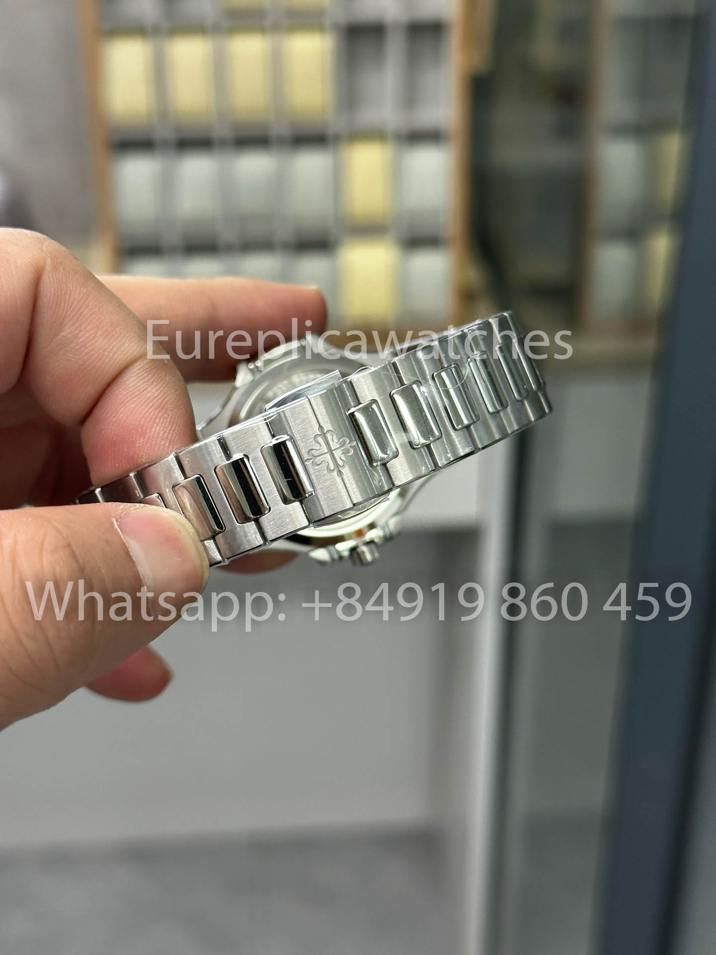 Patek Philippe Nautilus Ladies 7118/1200A-011 from 3K Fabbrica acciaio inossidabile 2025 Versione