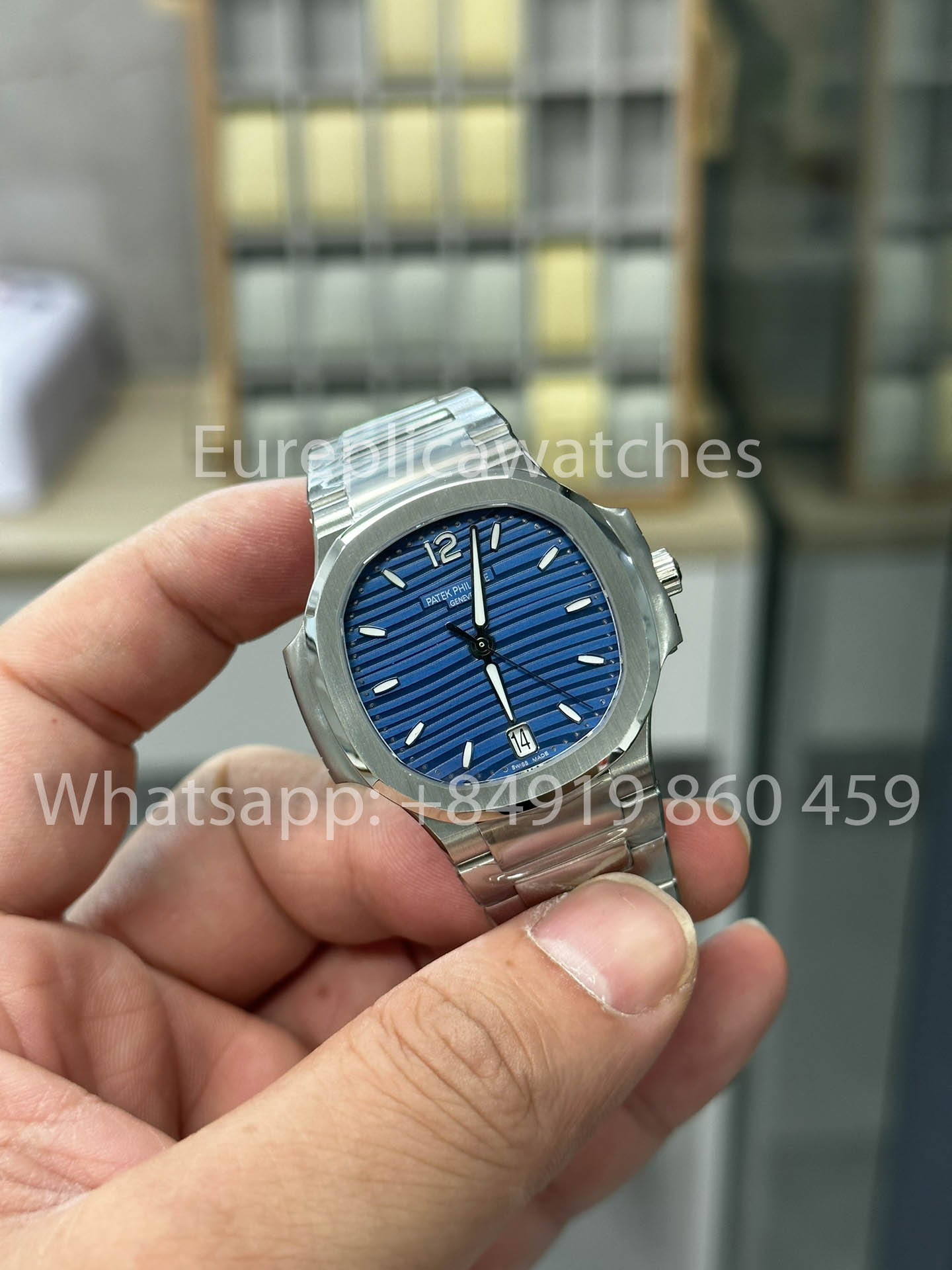Patek Philippe Nautilus Ladies 7118/1A-001 from 3K Fabbrica acciaio inossidabile 2025 Versione