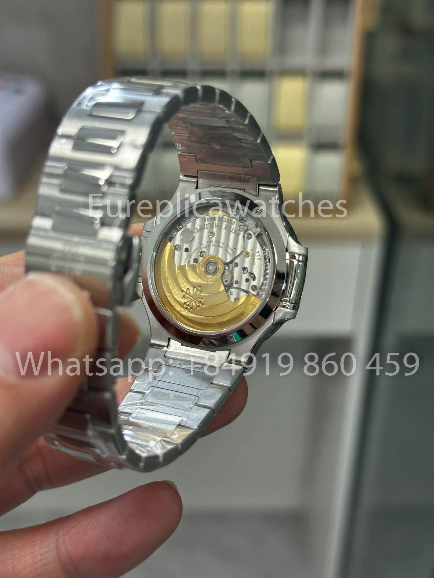 Patek Philippe Nautilus Ladies 7118/1200A from 3K Fabbrica acciaio inossidabile 2025 Versione