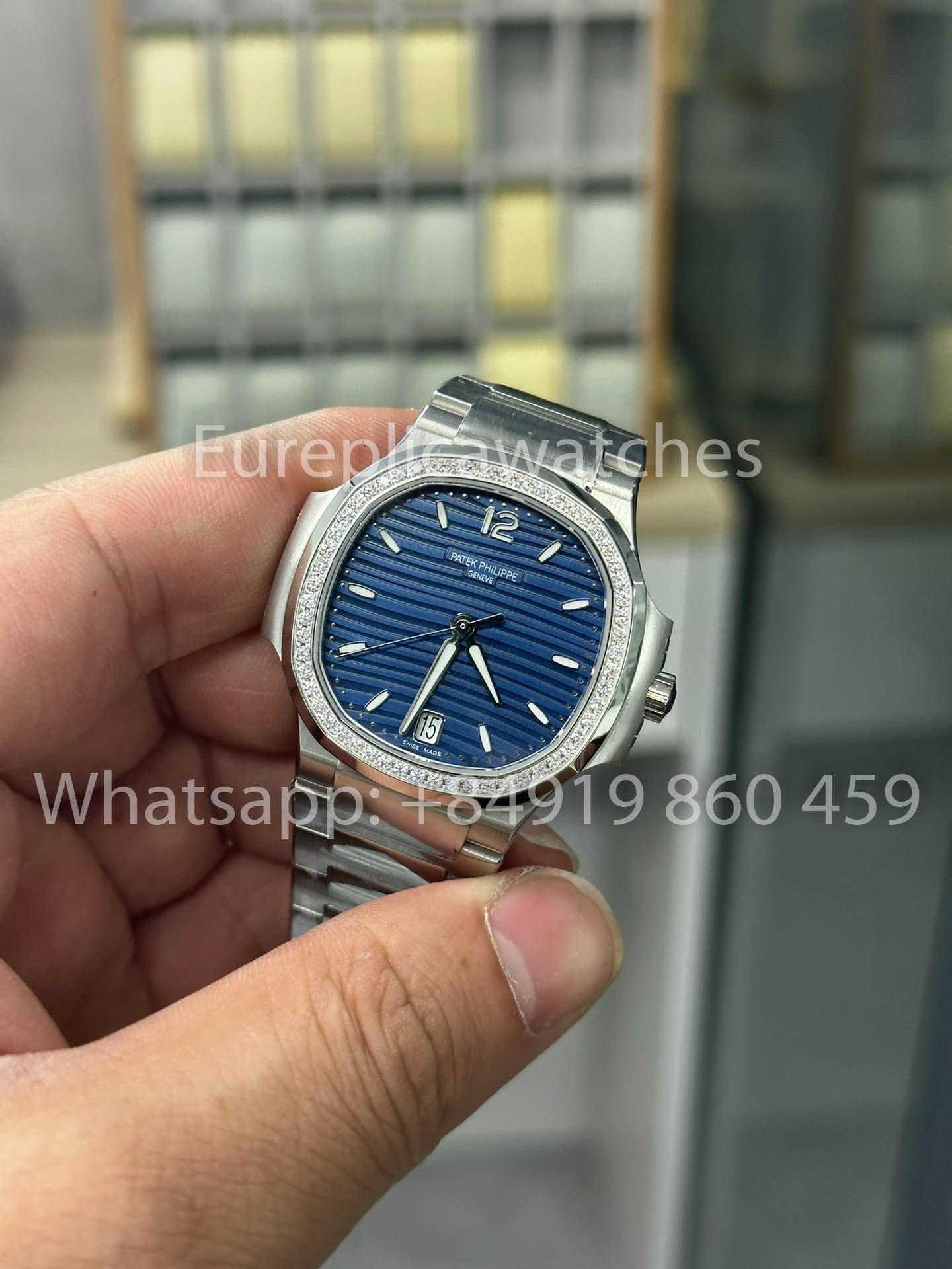 Patek Philippe Nautilus Ladies 7118/1200A from 3K Fabbrica acciaio inossidabile 2025 Versione
