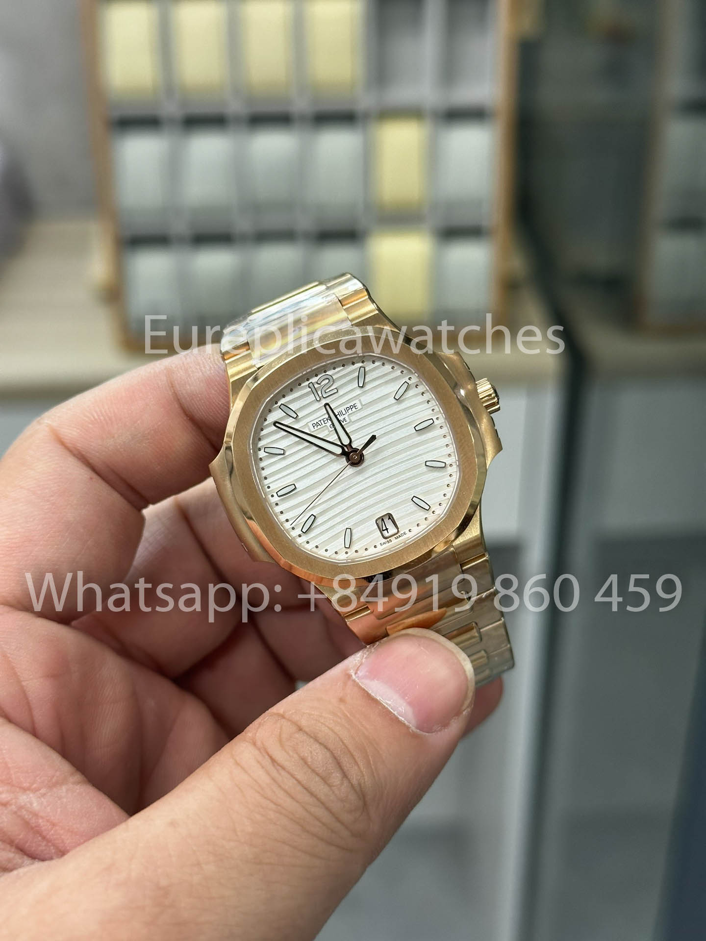 Patek Philippe Nautilus Ladies 7118/1R-001 Rosa Oro 1:1 Best Clone 3K Fabbrica