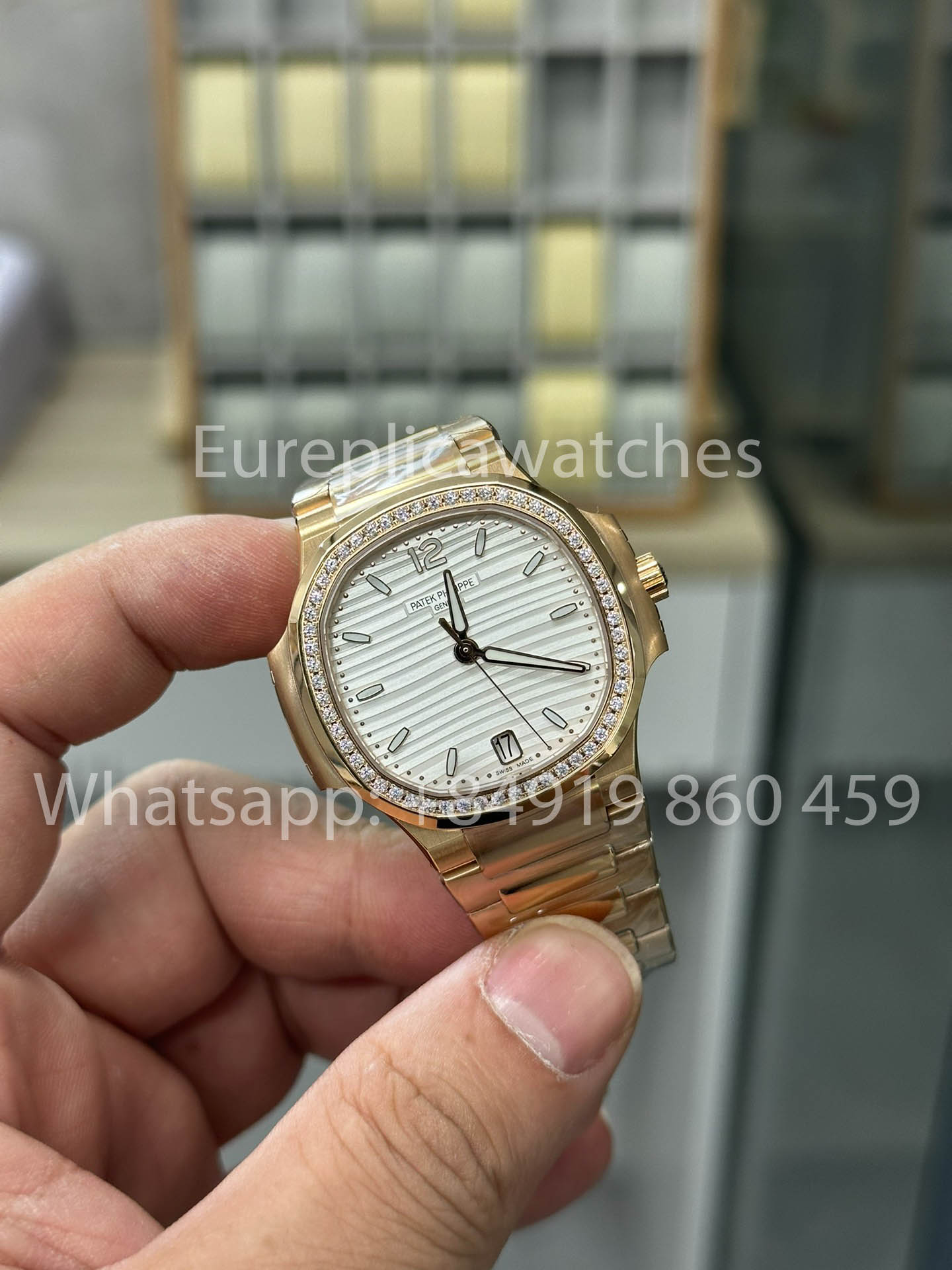 Patek Philippe Nautilus Ladies 7118/12R-001 Rosa Oro 1:1 Best Clone 3K Fabbrica