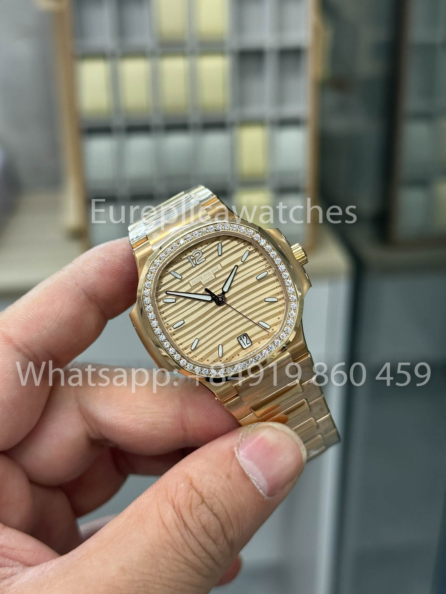 Patek Philippe Nautilus Ladies 7118/12R-010 Rosa Oro 1:1 Best Clone 3K Fabbrica