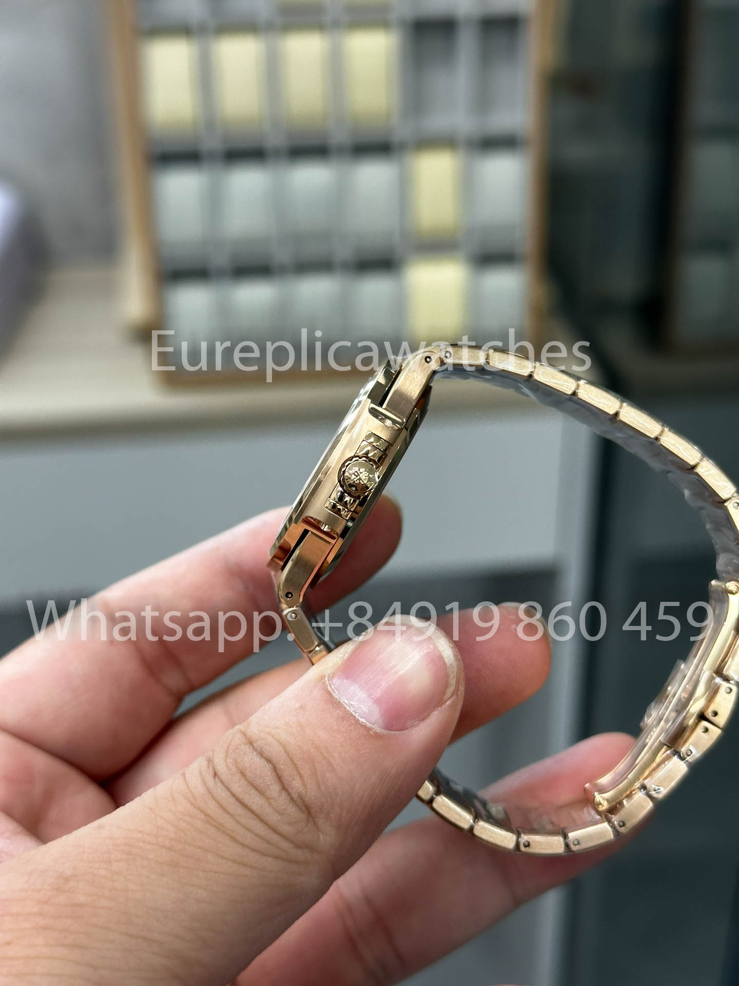 Patek Philippe Nautilus Ladies 7118/12R-010 Rosa Oro 1:1 Best Clone 3K Fabbrica