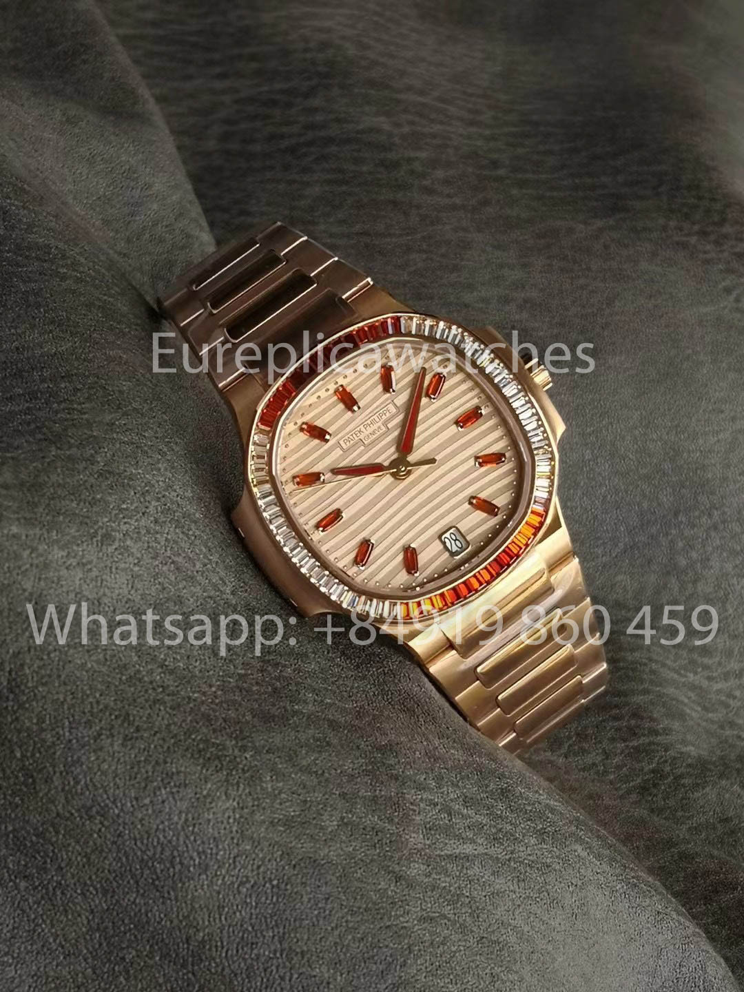 Patek Philippe Nautilus Ladies 7118/1300 Rosa Oro 1:1 Best Clone 3K Fabbrica