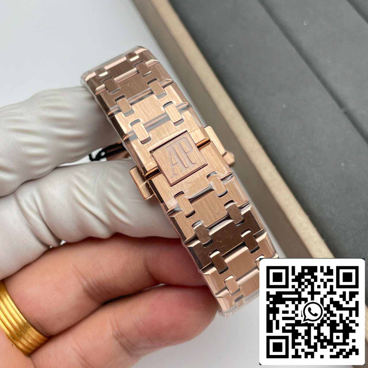 Audemars Piguet 67651 Quartz 33mm 1:1 Best Edition ZF Fabbrica White Dial Rose Gold