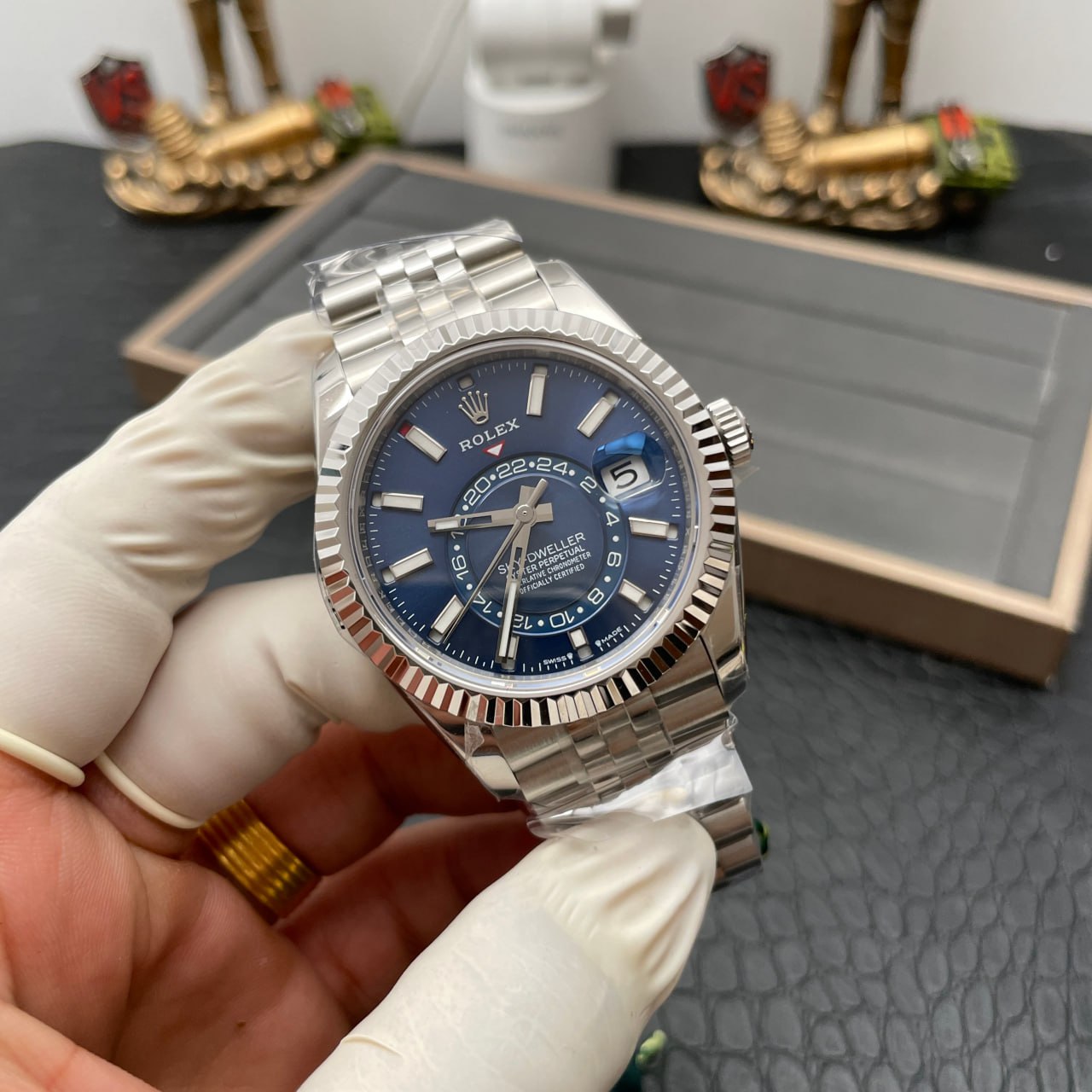 Rolex Sky Dweller M336934-0006 1:1 Best Edition ZF Fabbrica Blue Dial Newest Version 2024