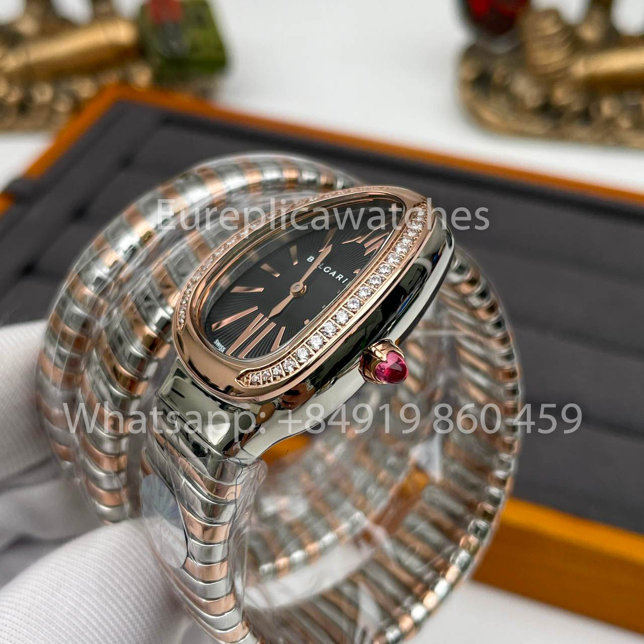 Bvlgari Serpenti 102680 1:1 Best Clone BV Fabbrica Diamond cuadrante nero