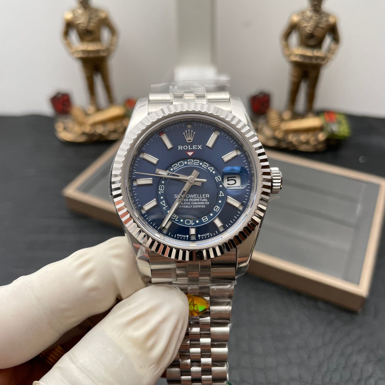 Rolex Sky Dweller M336934-0006 1:1 Best Edition ZF Fabbrica Blue Dial Newest Version 2024