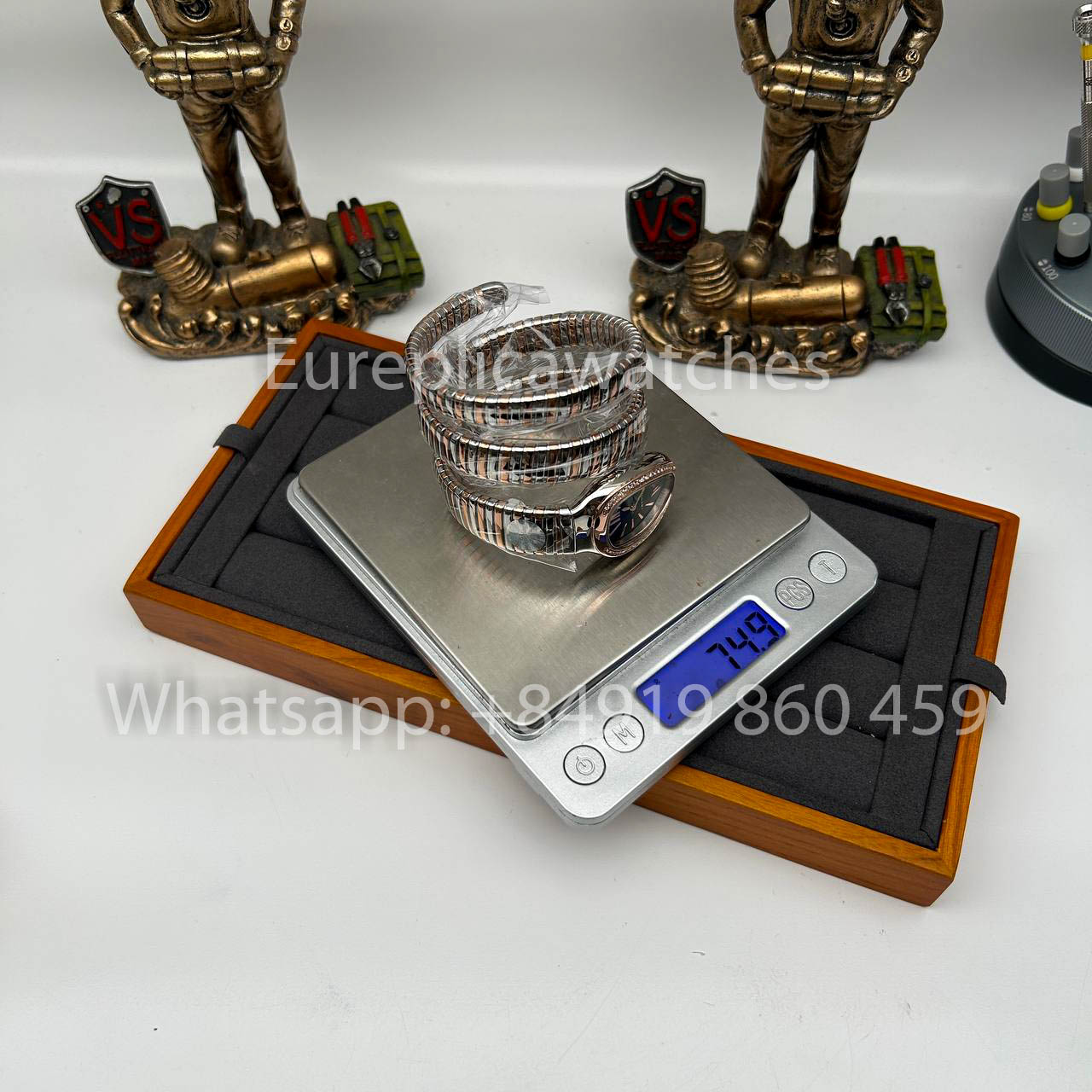 Bvlgari Serpenti 102680 1:1 Best Clone BV Fabbrica Diamond cuadrante nero